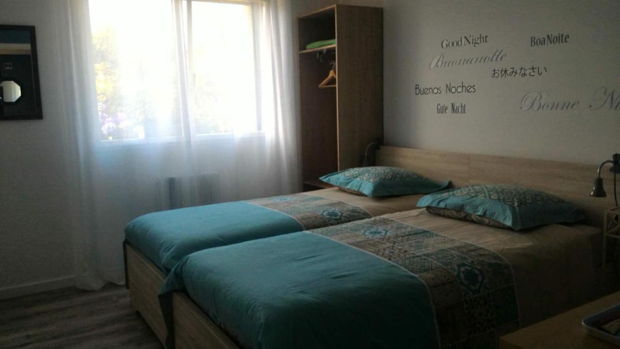 Tikleuziou Bed & Breakfast Lanildut ภายนอก รูปภาพ