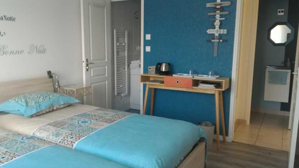Tikleuziou Bed & Breakfast Lanildut ภายนอก รูปภาพ